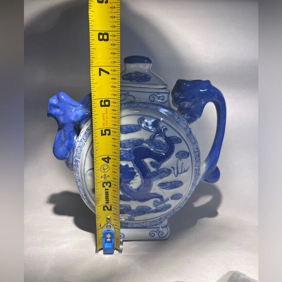 Vtg Dragon Design TeaPot Decorative White Blue Collectible Made In China - Picture 9 of 9